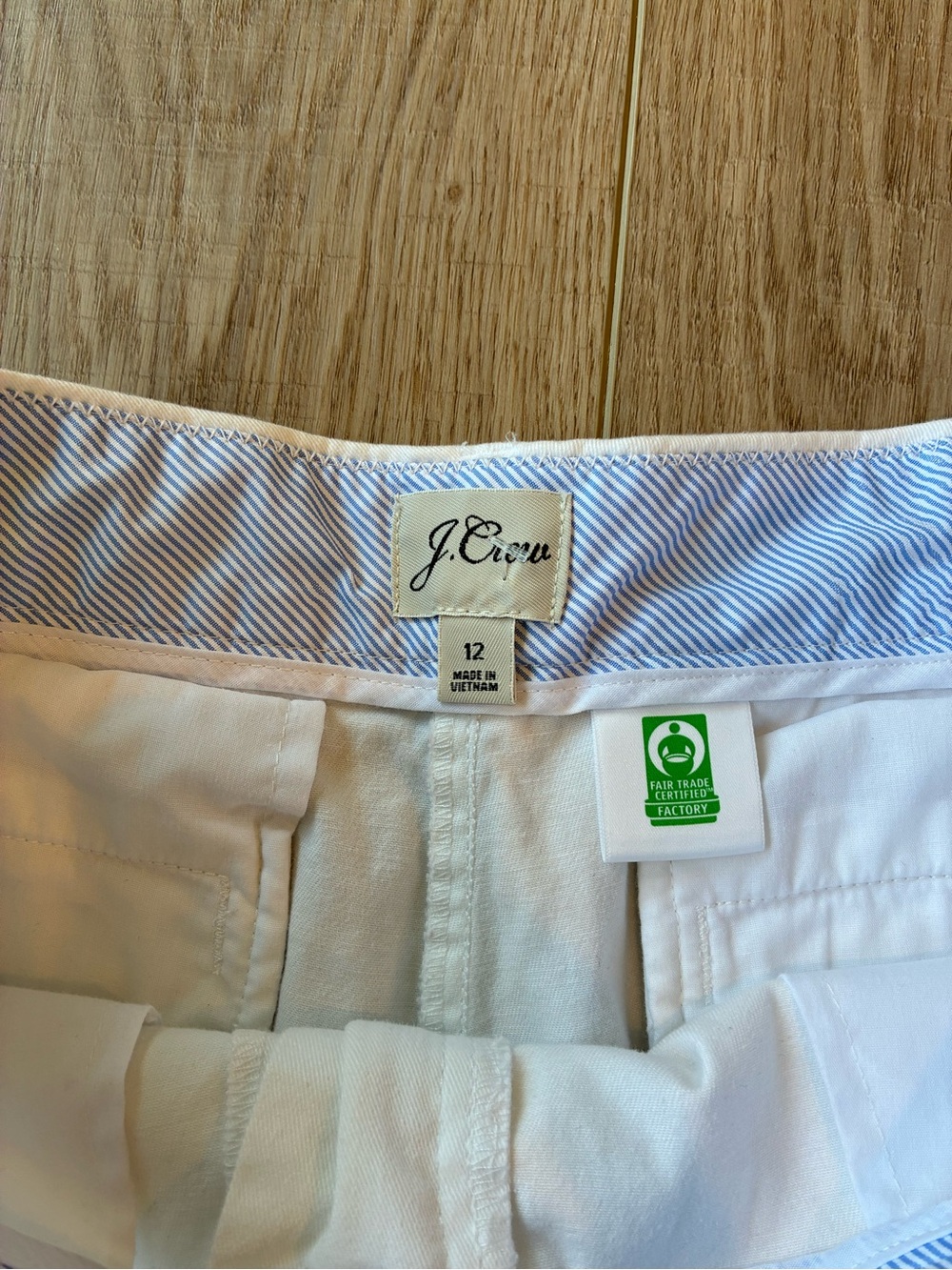 J crew Women's White cotton stretch Shorts 10 inch inseam preppy size 12 capsule - Picture 4 of 7